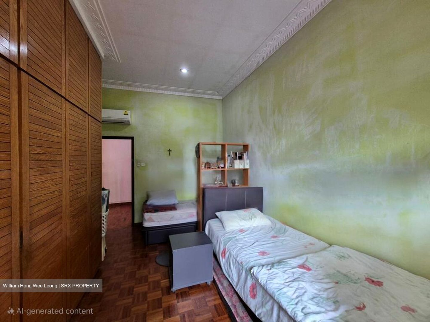 Simon Lane (D19), Terrace #486544081